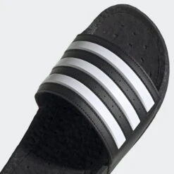 ADIDAS Adilette Boost Badslippers 12 ADIDAS Adilette Boost Badslippers -Schoenen Promotiewinkel adilette boost badslippers 5
